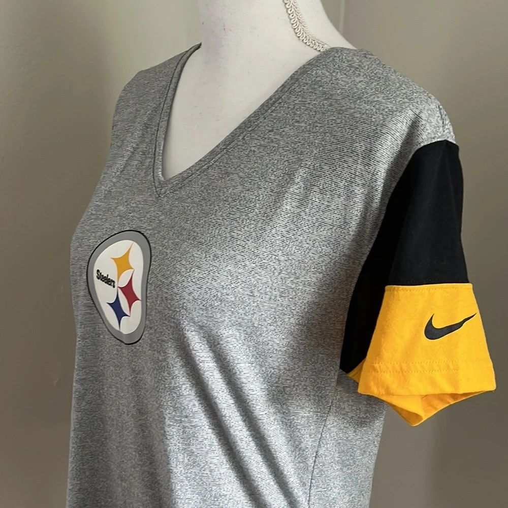NFL x NIKE Pittsburgh Steelers Dri-Fit Graphic Tee